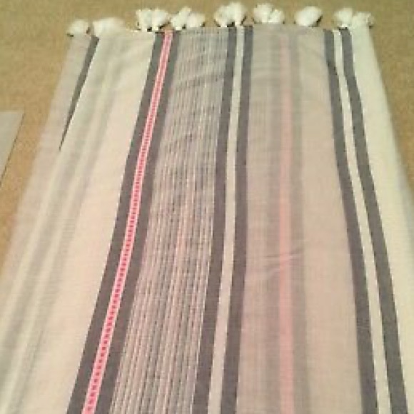 Stella and dot embarcadero infinity scarf - Picture 3 of 3